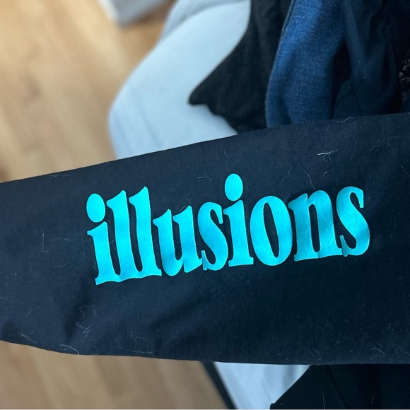 Black, Retro Crooked Tongues Men’s Medium Hoodie - Picture 15 of 16